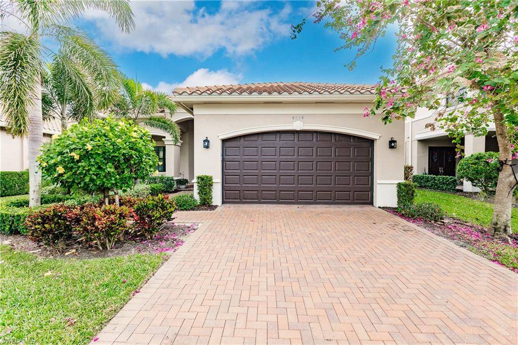 Naples, FL 34119,4554 Luminary AVE