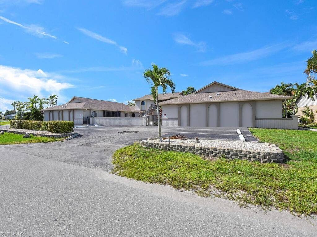 Cape Coral, FL 33914,610 SW 47th TER #2