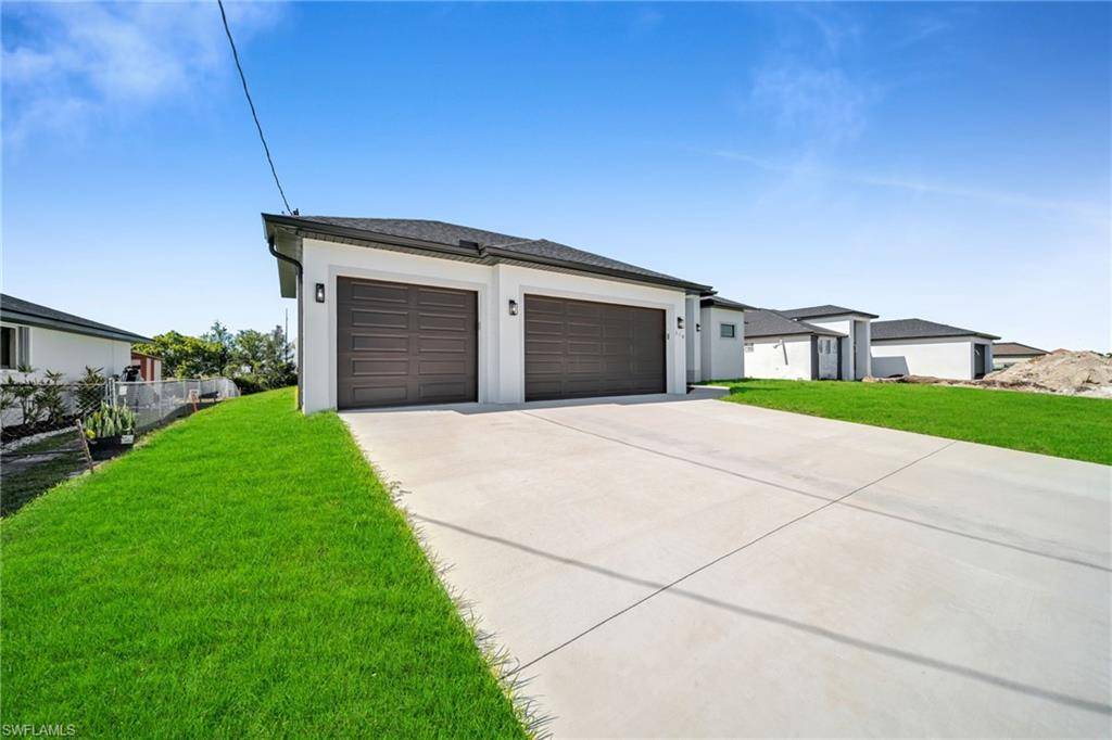 Cape Coral, FL 33993,318 NW 9th ST