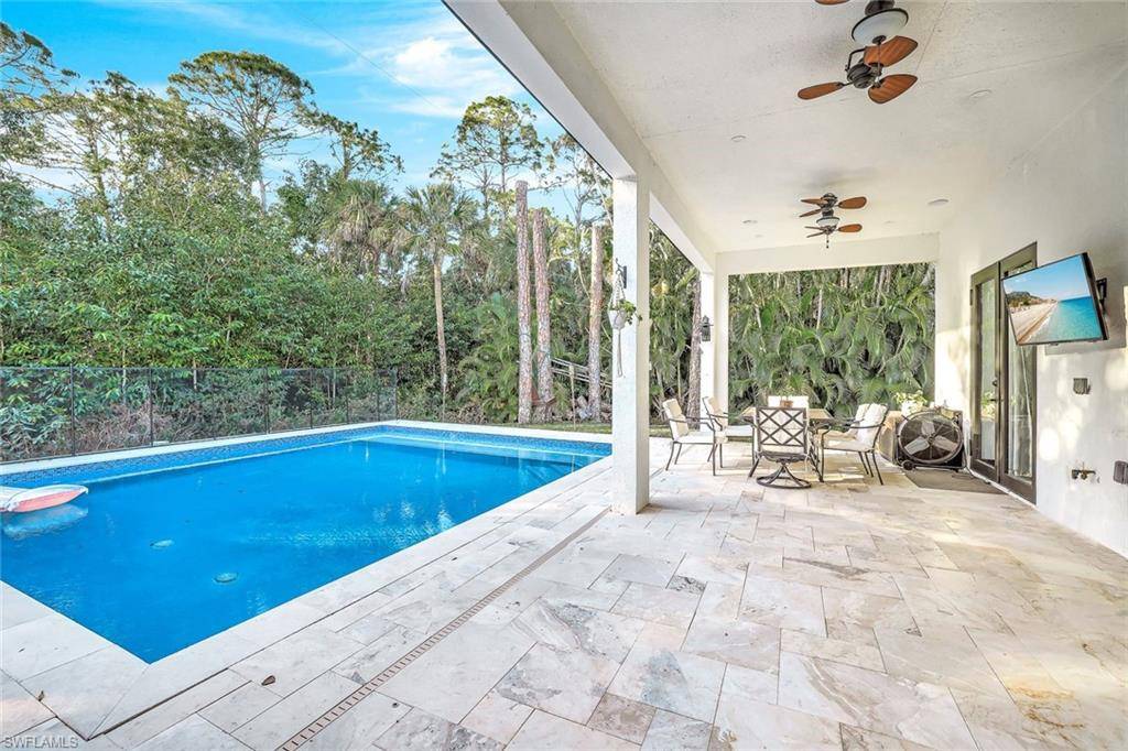 Bonita Springs, FL 34135,28033 Oak LN