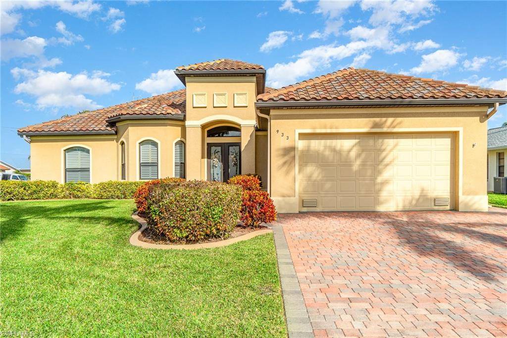 Cape Coral, FL 33914,933 SW 51st TER