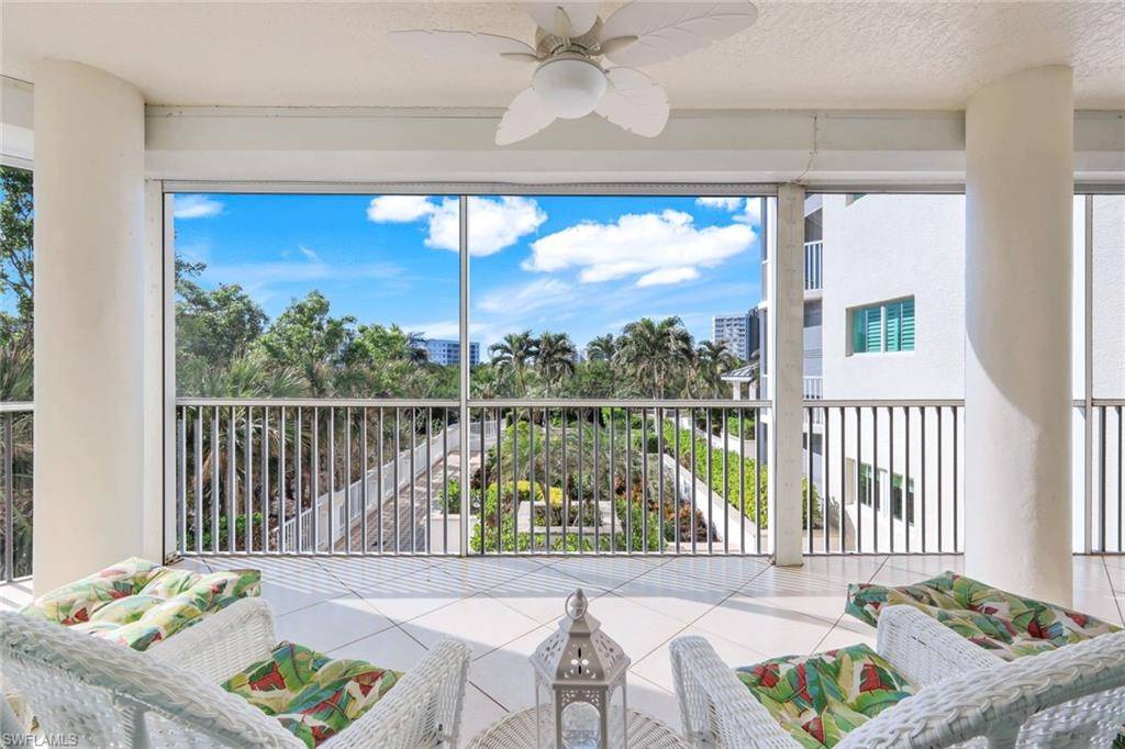 Naples, FL 34110,315 Dunes BLVD #201