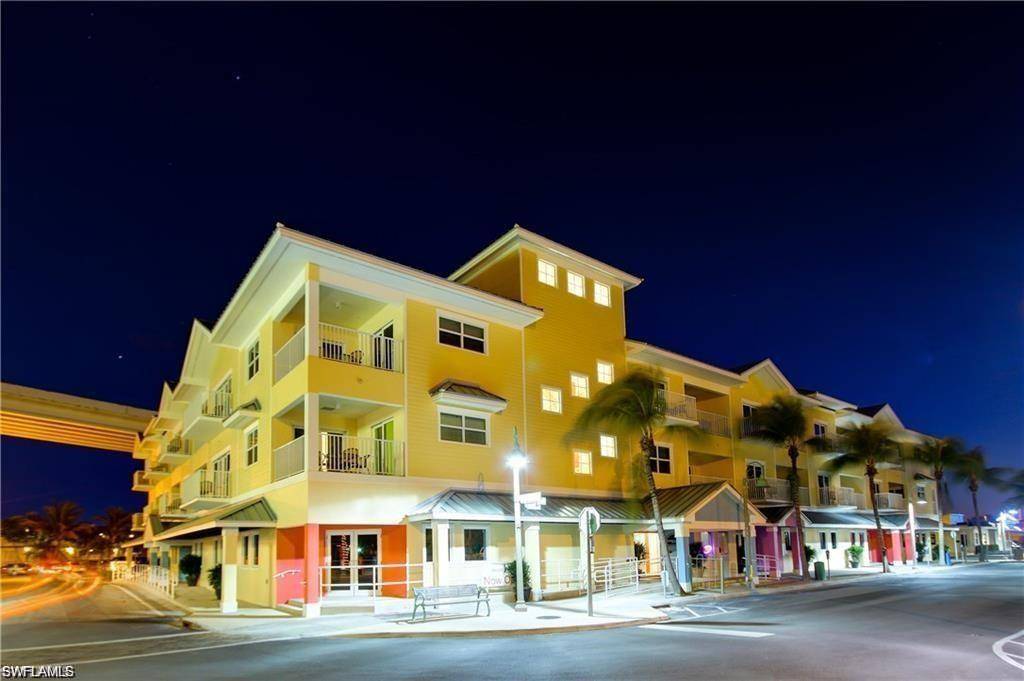 Fort Myers Beach, FL 33931,450 Old San Carlos BLVD #207