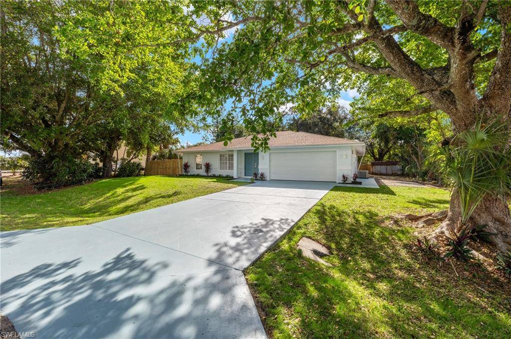 Naples, FL 34104,2796 Clipper WAY