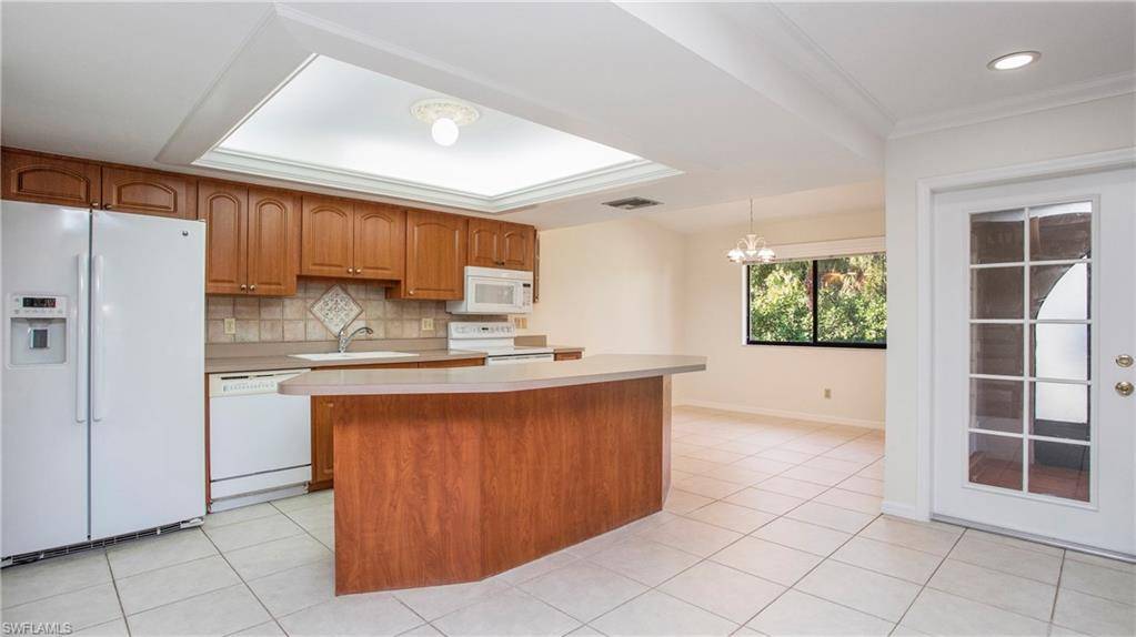 Bonita Springs, FL 34135,27830 Hacienda East BLVD #204C