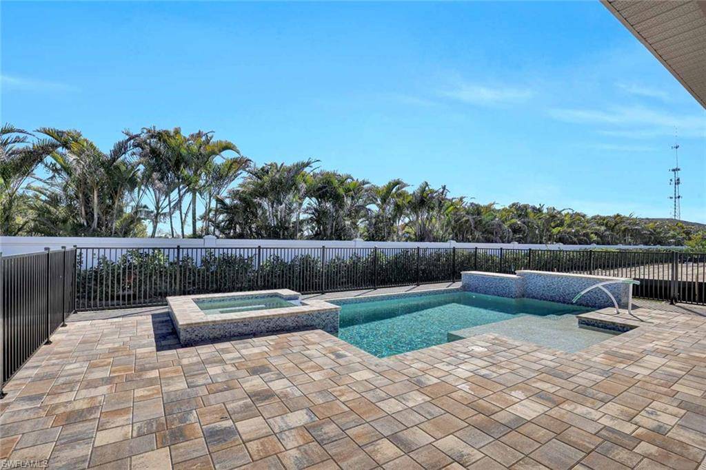 Naples, FL 34114,8795 Oceana WAY