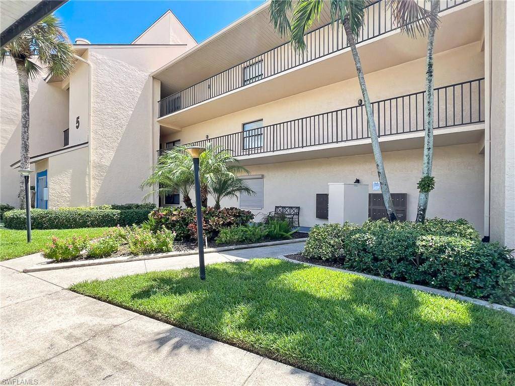 Fort Myers, FL 33912,13276 White Marsh LN #3524