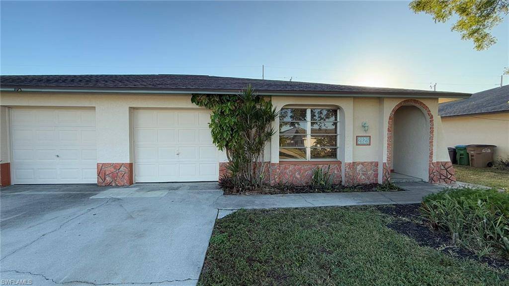 Cape Coral, FL 33914,2825 SW Santa Barbara PL #2825