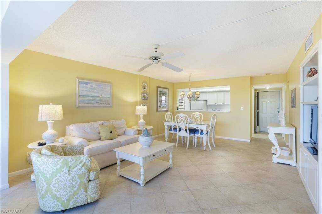 Naples, FL 34103,300 Park Shore DR #5C