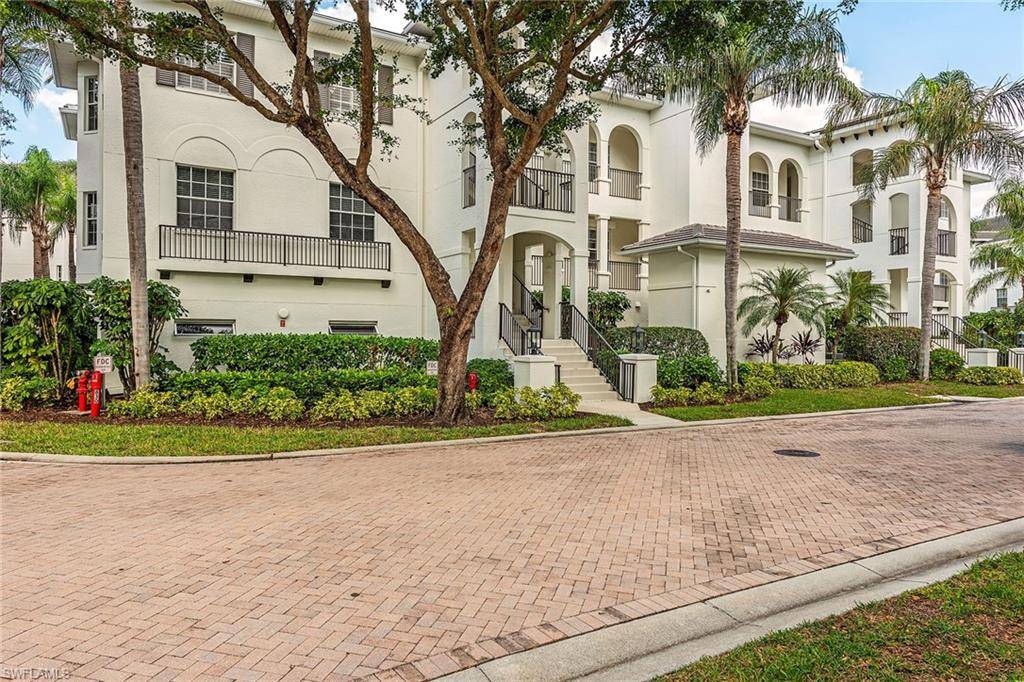 Naples, FL 34108,837 Sailaway LN #101