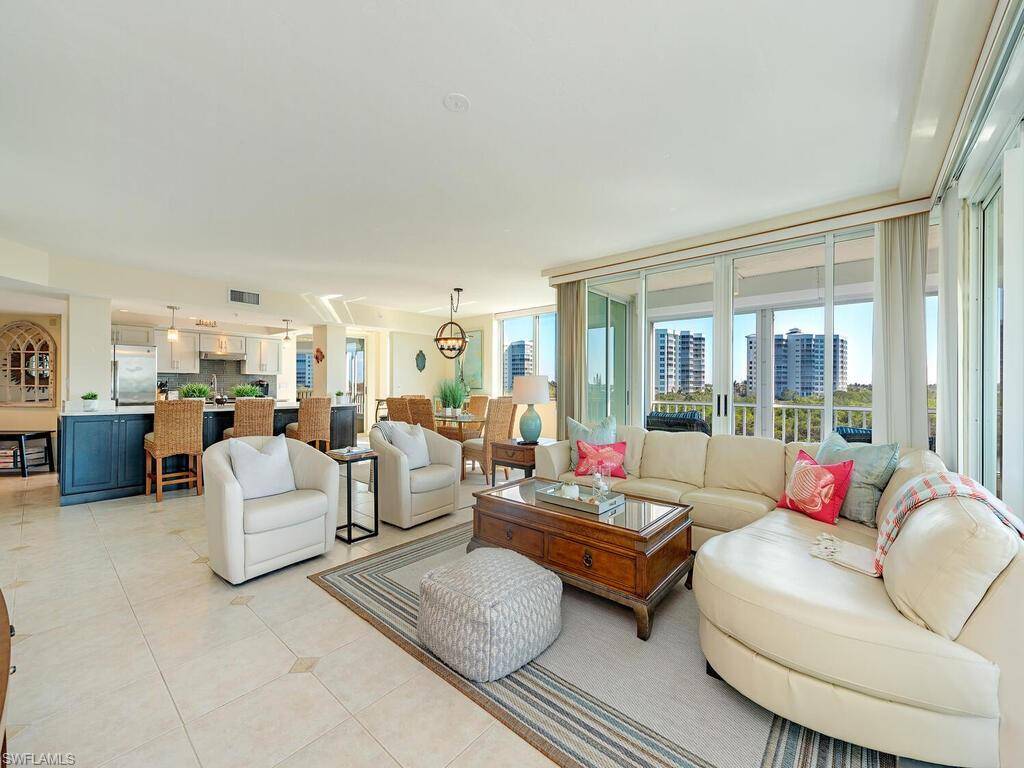 Naples, FL 34108,25 BLUEBILL AVE #A-401