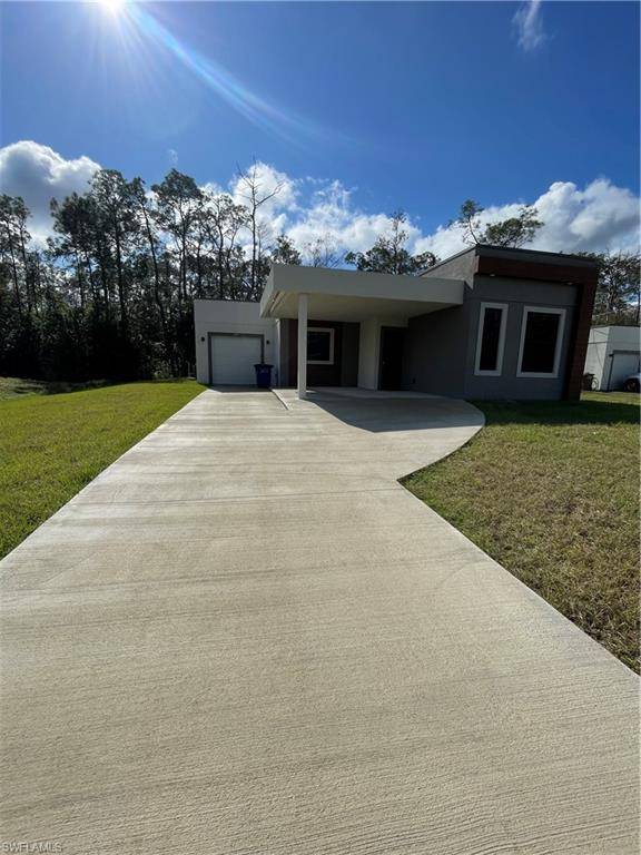 Lehigh Acres, FL 33972,137 Greenbriar DR