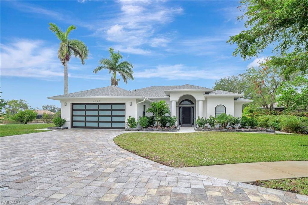 Naples, FL 34112,6197 Woodstone DR