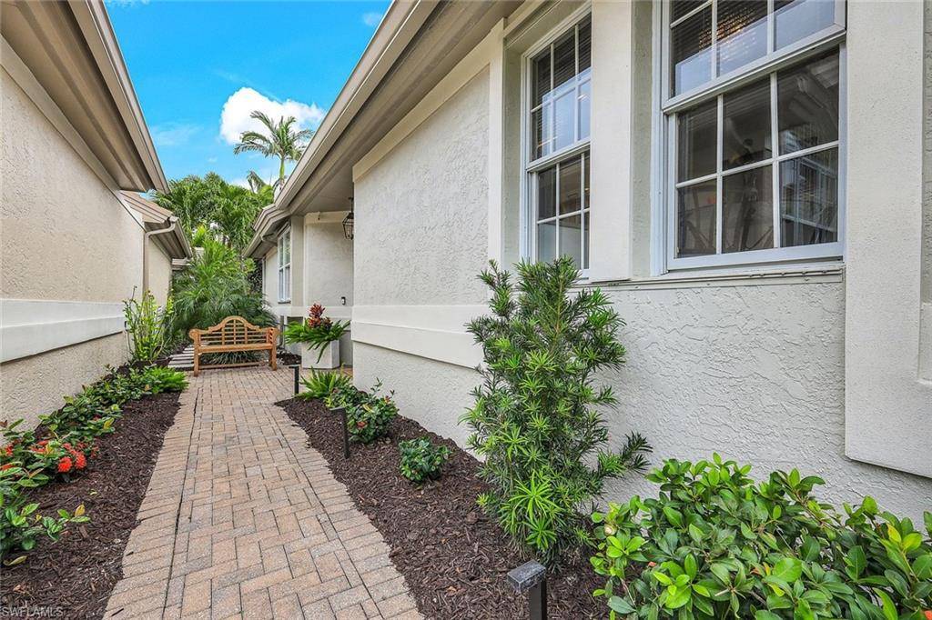 Bonita Springs, FL 34134,27171 Enclave DR