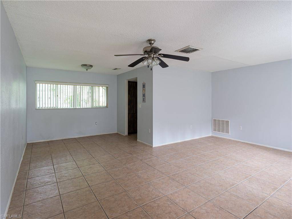 Hudson, FL 34667,12712 WHISPER CIR