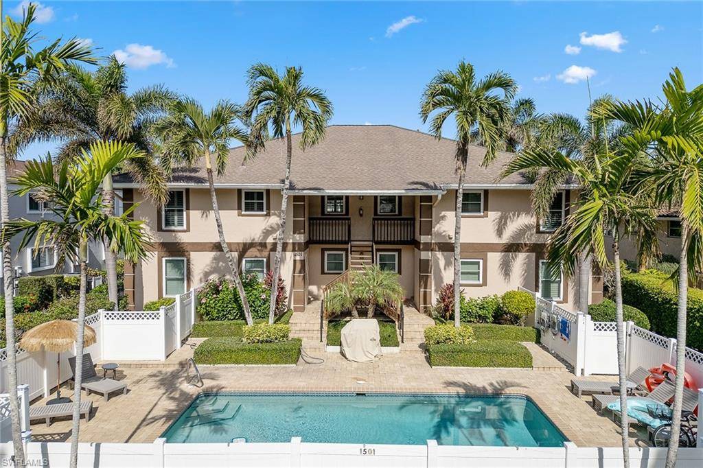 Naples, FL 34102,1501 Chesapeake AVE