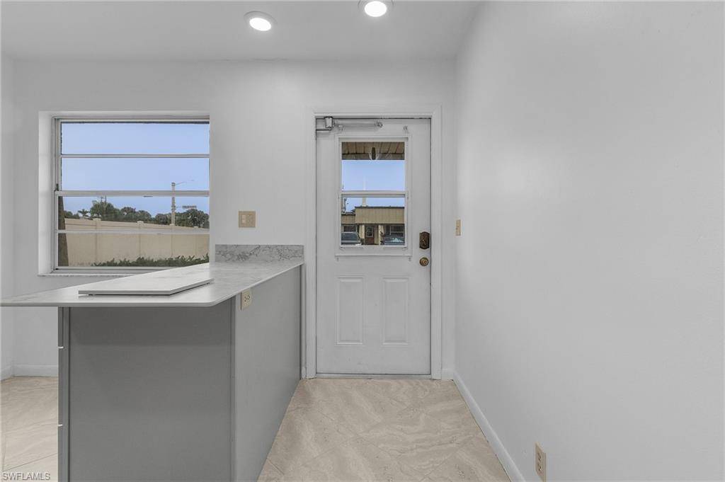 Fort Myers, FL 33919,9 Haverhill CT