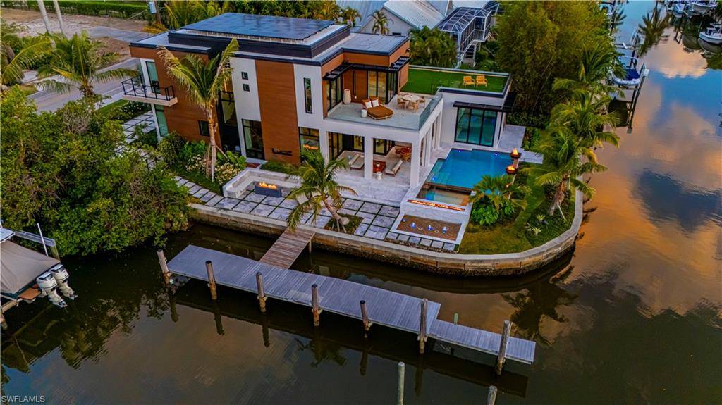 Naples, FL 34102,1100 Sandpiper ST