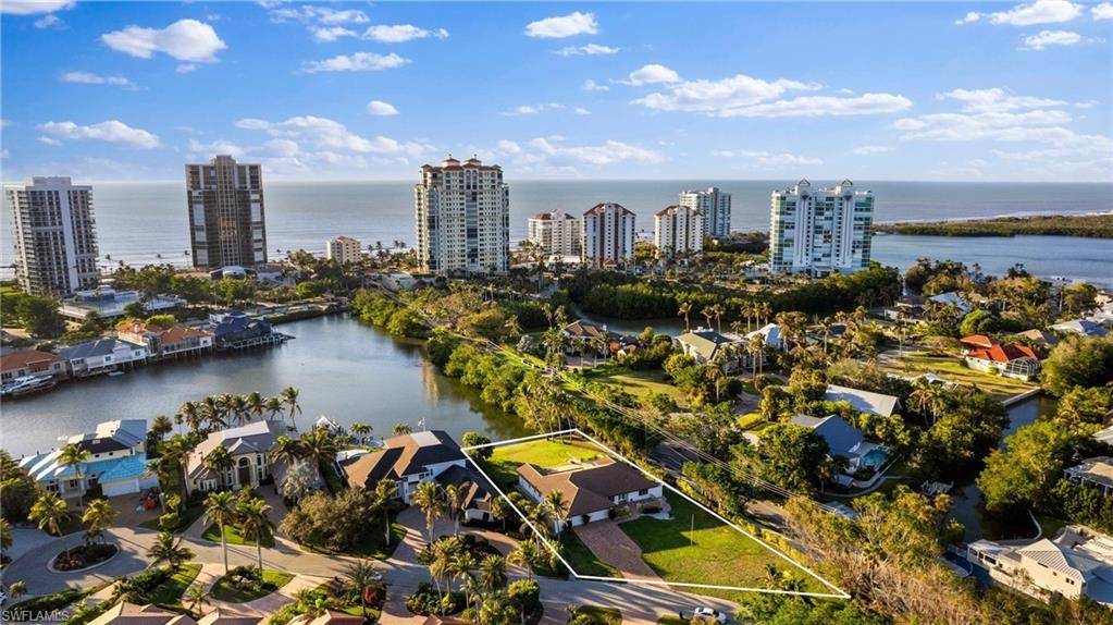 Naples, FL 34103,319 Pirates Bight