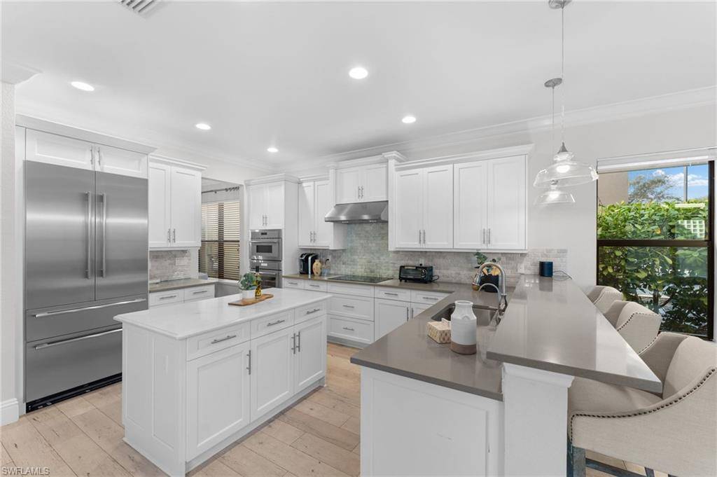 Naples, FL 34109,13768 Luna DR