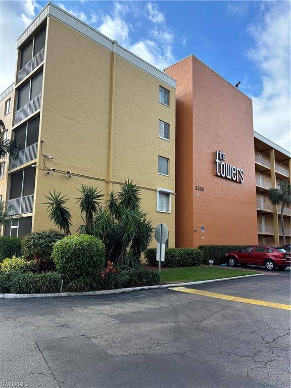 Fort Myers, FL 33901,2366 E Mall DR #119