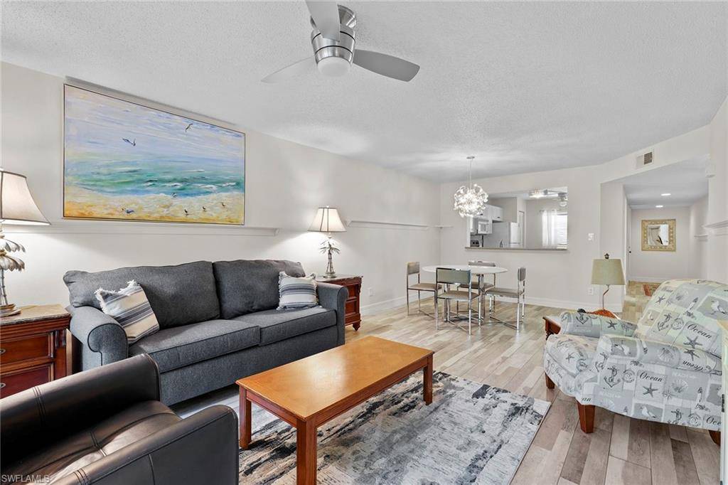 Naples, FL 34104,605 Squire CIR #103