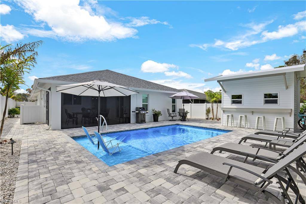 Naples, FL 34108,643 108th AVE N