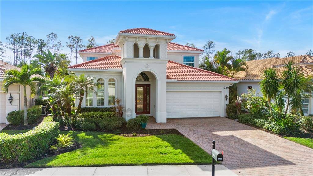 Naples, FL 34112,7759 Martino CIR