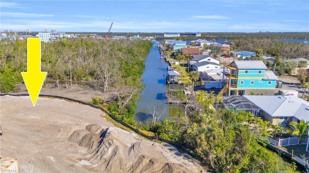 Fort Myers Beach, FL 33931,170 Chapel ST