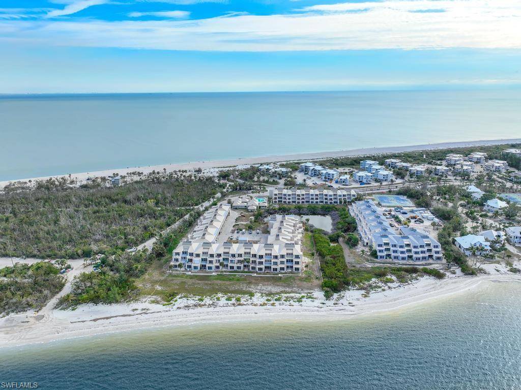 Sanibel, FL 33957,200 Periwinkle WAY #323