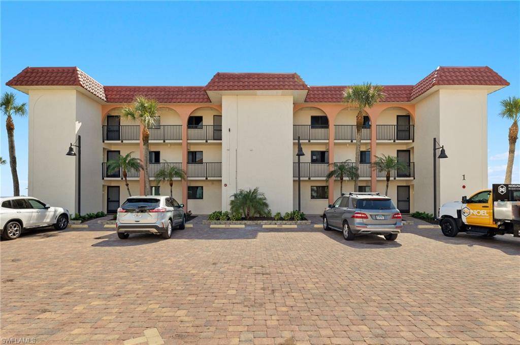 Sanibel, FL 33957,671 E Gulf DR #1A2