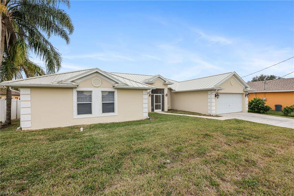 Lehigh Acres, FL 33972,409 Windermere DR