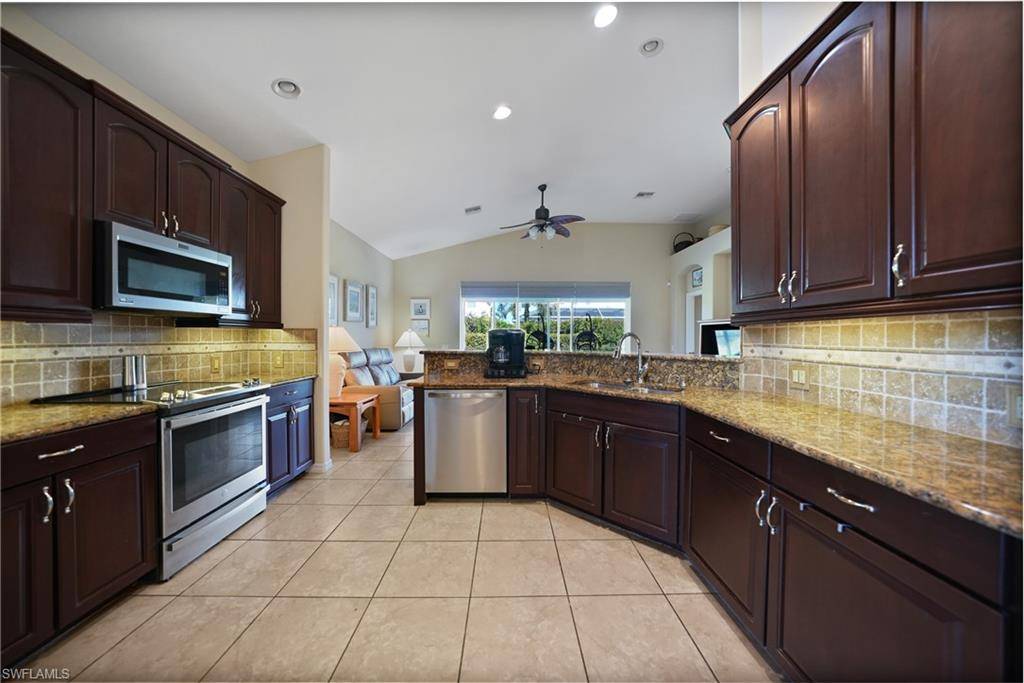 Cape Coral, FL 33991,2697 Brightside CT