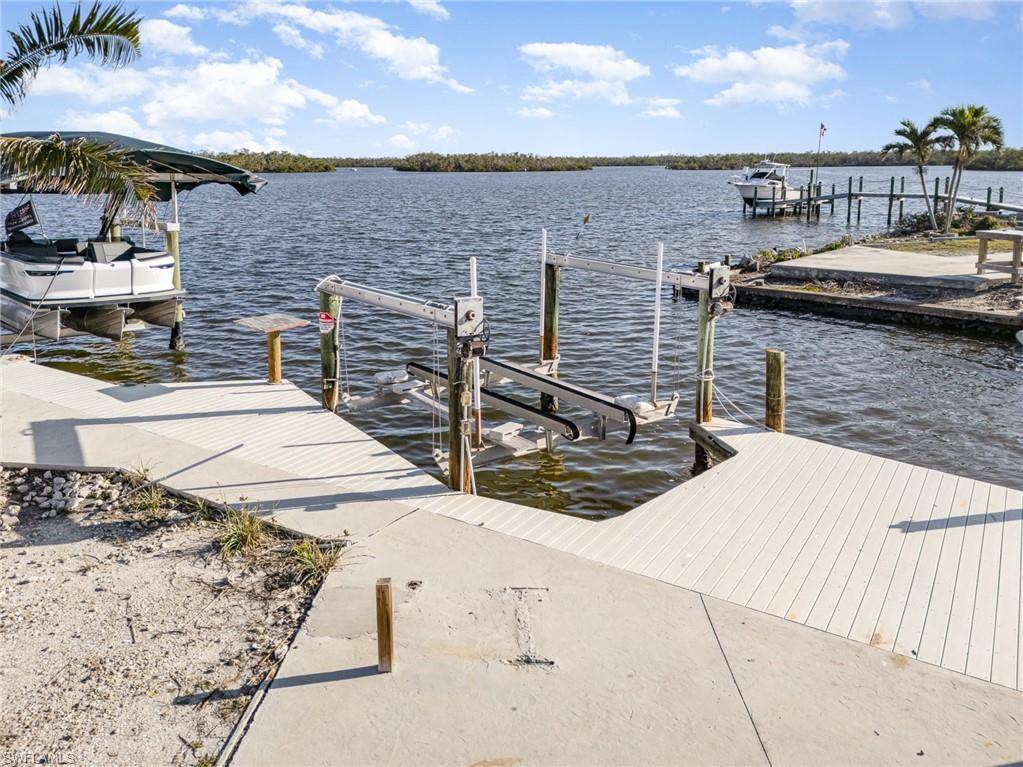 Fort Myers Beach, FL 33931,68 Emily LN