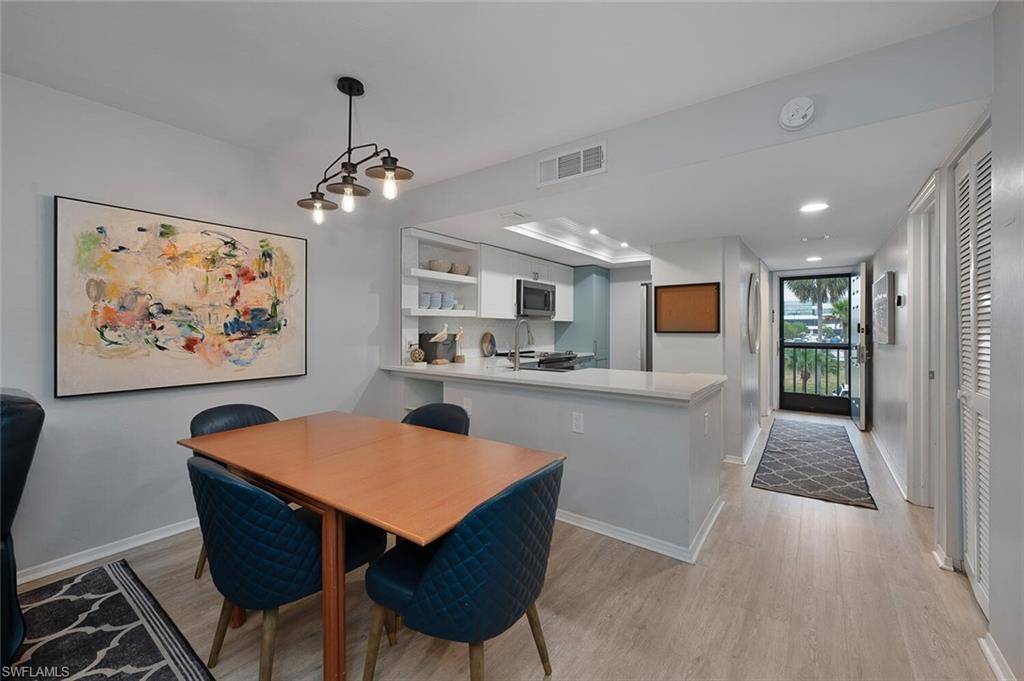 Naples, FL 34103,600 Neapolitan WAY #248