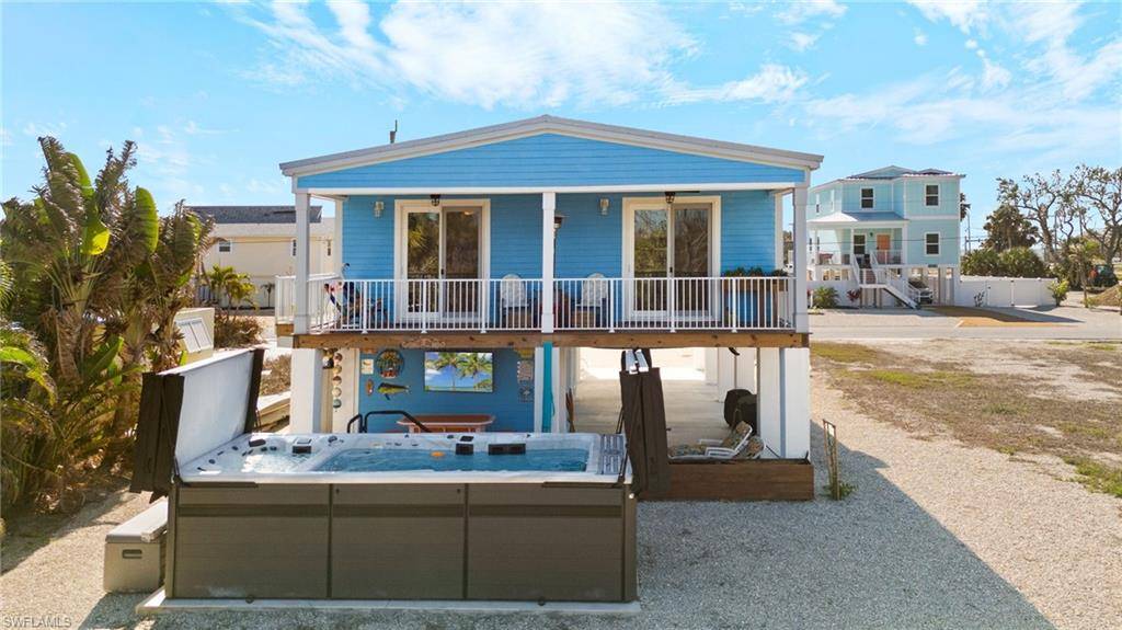 Fort Myers Beach, FL 33931,261 Donora BLVD