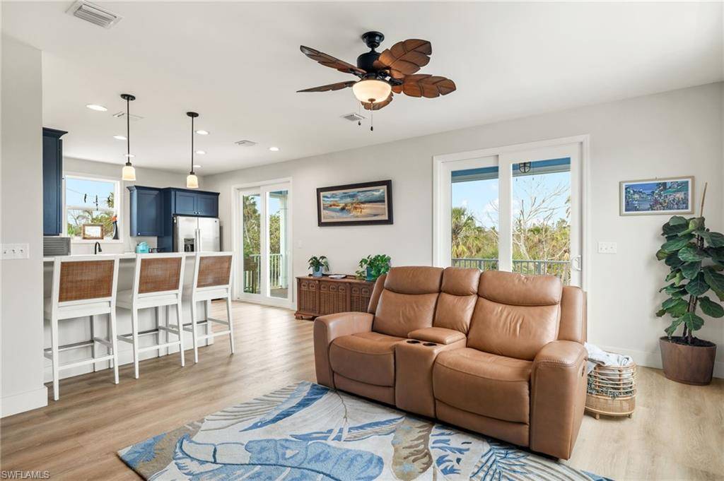 Fort Myers Beach, FL 33931,261 Donora BLVD