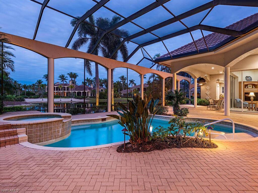 Naples, FL 34105,1833 PLUMBAGO LN