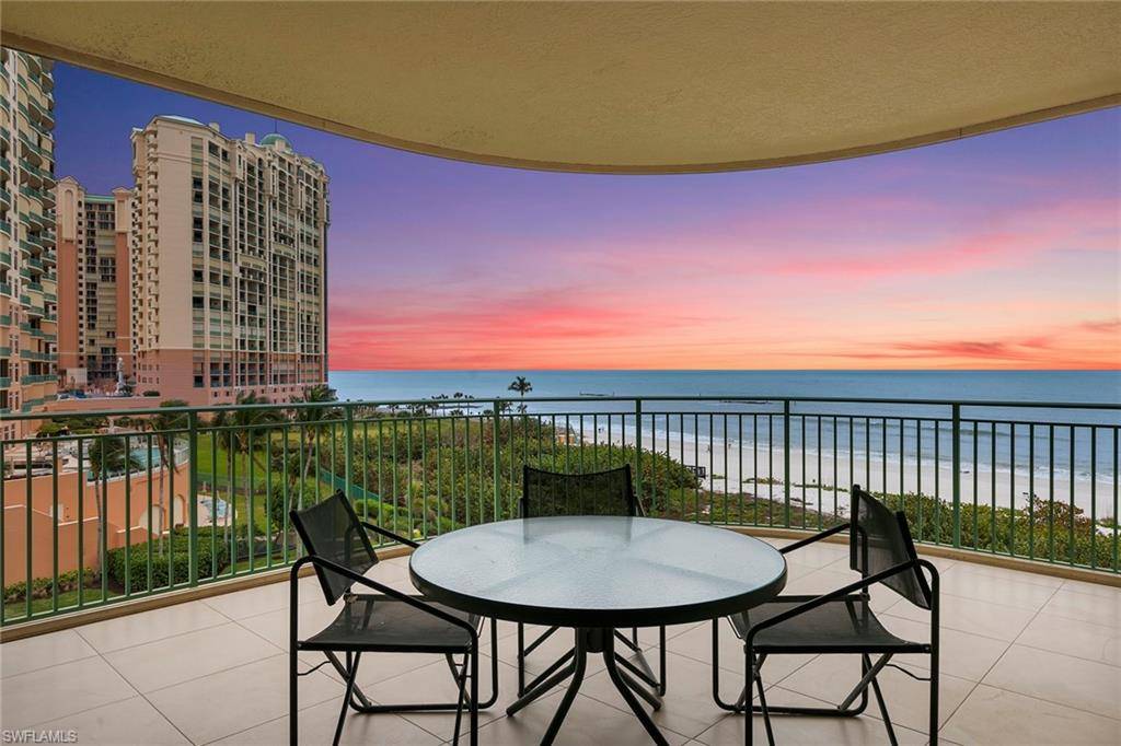 Marco Island, FL 34145,930 Cape Marco DR #501