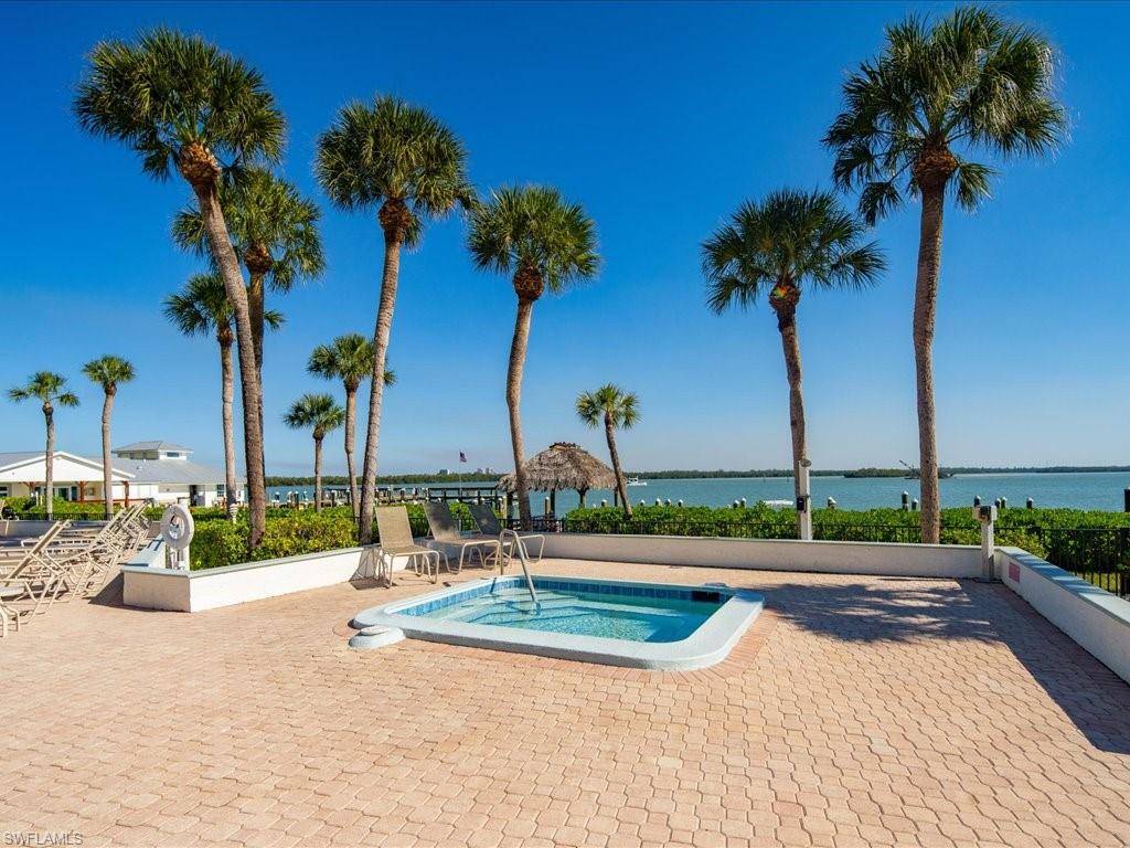 Marco Island, FL 34145,1085 Bald Eagle DR #F405