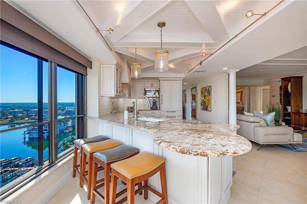 Naples, FL 34103,4451 Gulf Shore BLVD N #1705