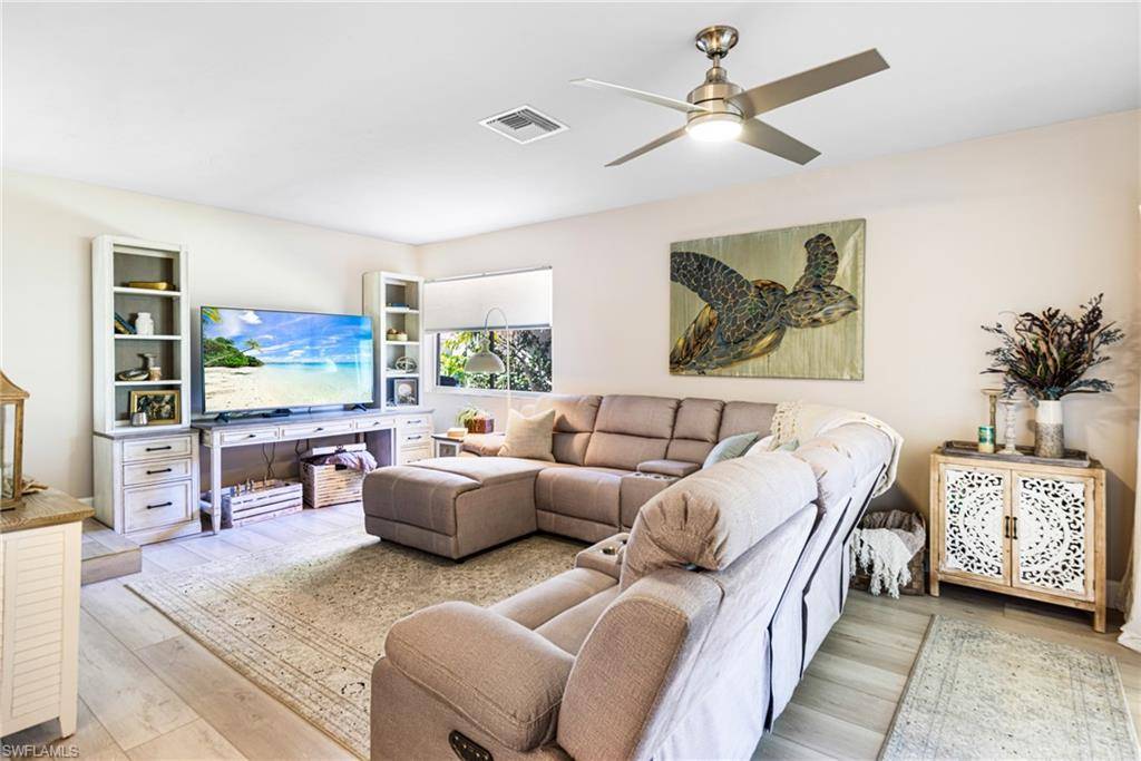 Fort Myers, FL 33908,7208 Saint Anns CT