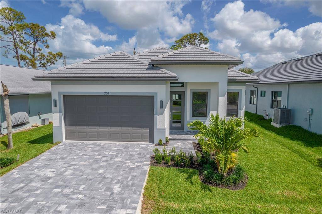 Naples, FL 34108,795 108th AVE N