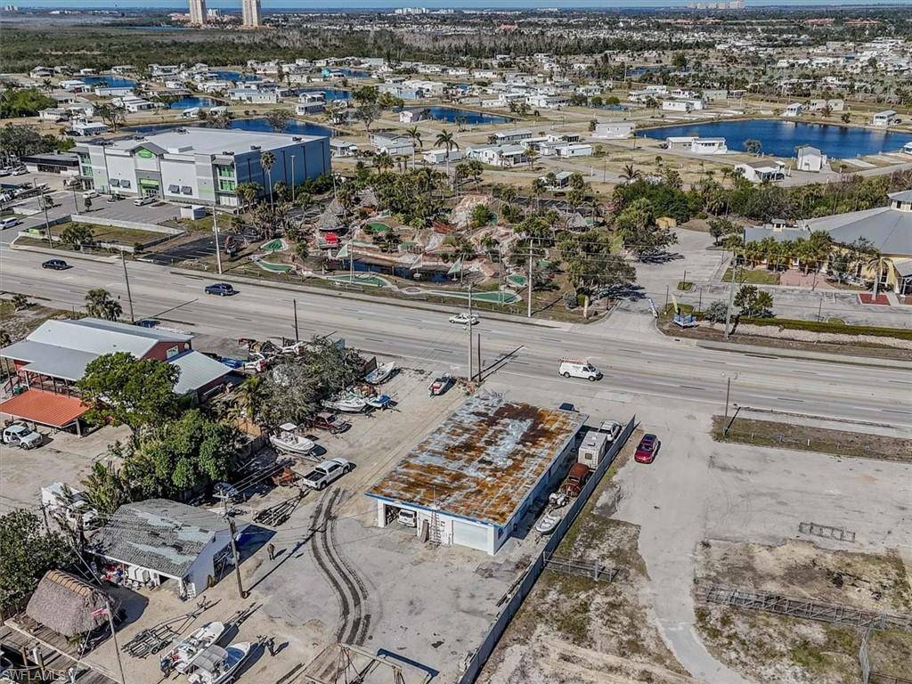 Fort Myers Beach, FL 33931,17671 + 17681 San Carlos BLVD