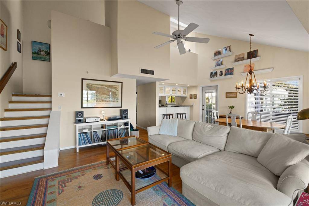 Sanibel, FL 33957,1440 Sandpiper CIR