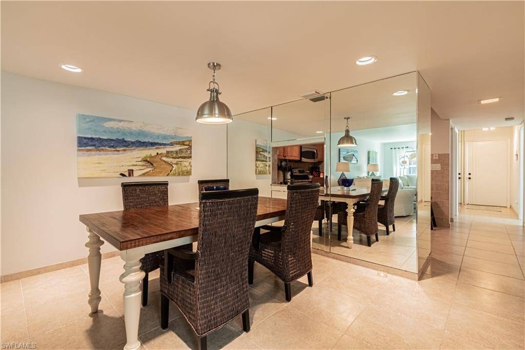 Naples, FL 34103,4200 Belair LN #101