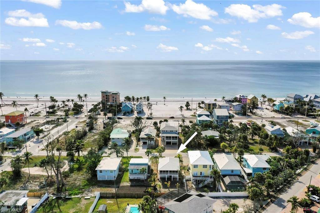 Fort Myers Beach, FL 33931,5379 Palmetto ST