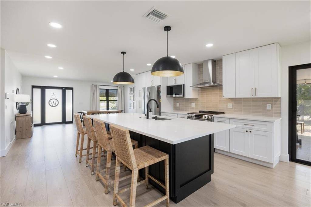 Naples, FL 34105,2200 Poinciana DR