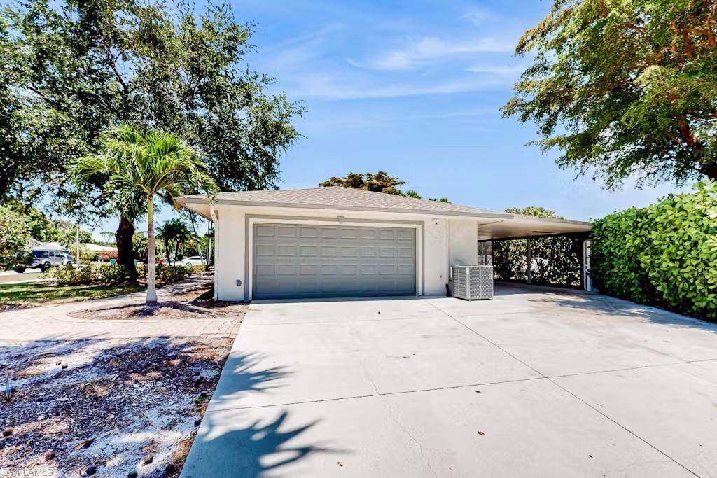 Naples, FL 34105,3578 Santiago WAY