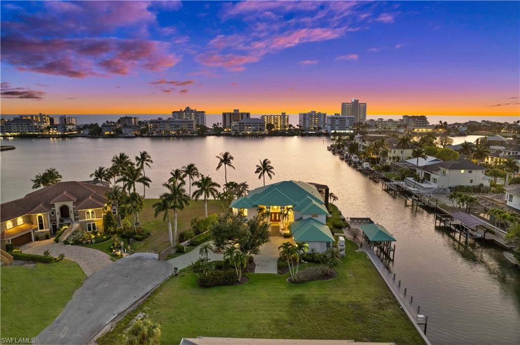 Naples, FL 34108,371 Bayside AVE
